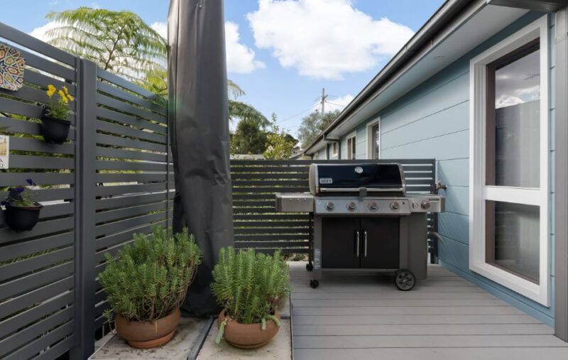 Grill on composite decking